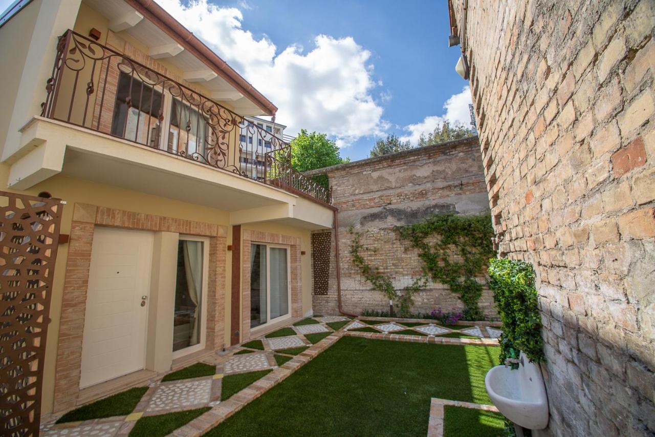 B&B Le Casette Chieti Exteriör bild